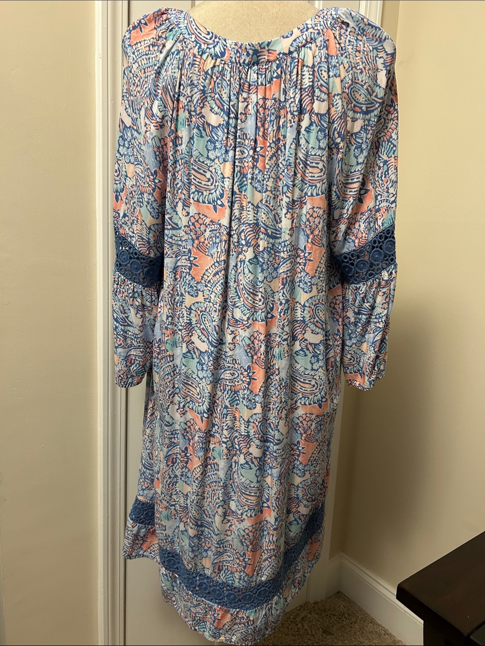 crown & ivy dress - Picture 9 of 11